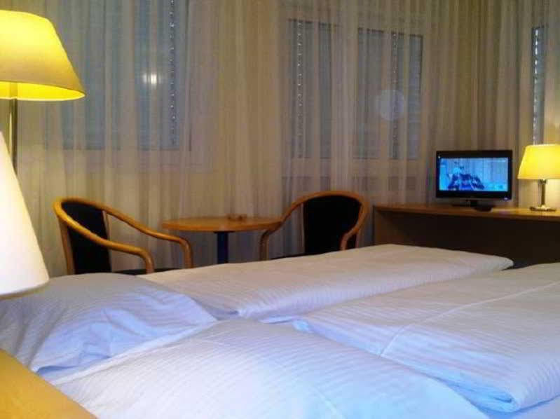 Central Hotel Winnenden Buitenkant foto